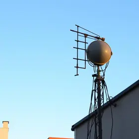 Antena 10 FM